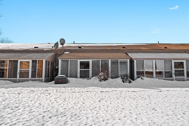 25140 Potomac Drive 3, South Lyon City, MI 48178