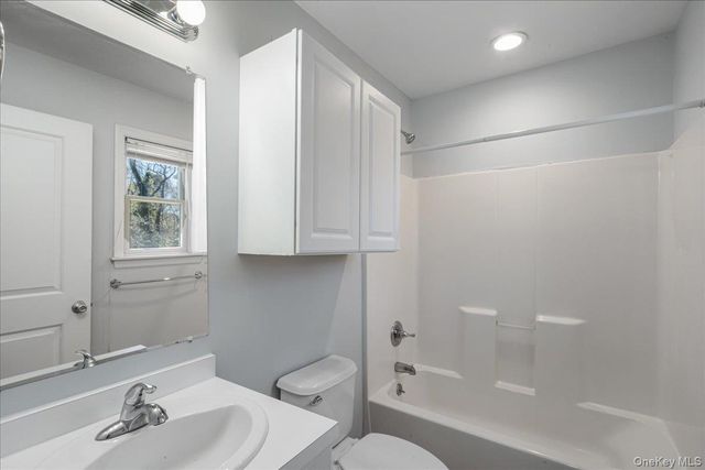 15A Sherman Avenue, Hampton Bays, NY 11946