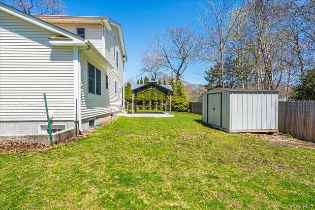 15A Sherman Avenue, Hampton Bays, NY 11946