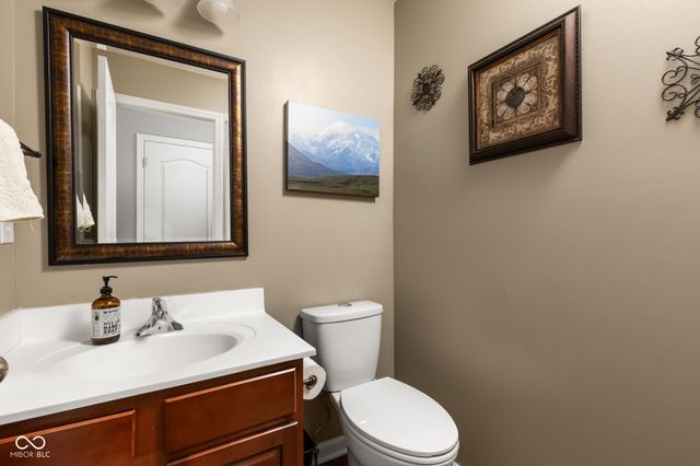 4289 Honeysuckle Lane, Zionsville, IN 46077