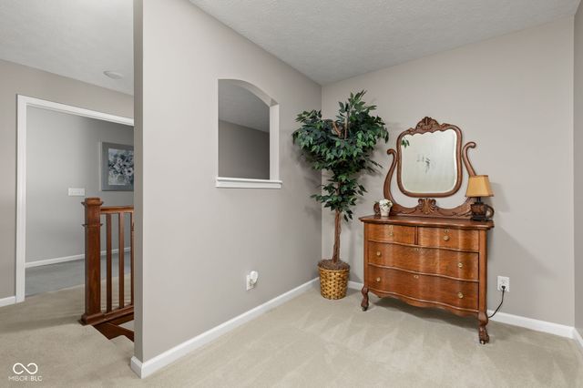 4289 Honeysuckle Lane, Zionsville, IN 46077