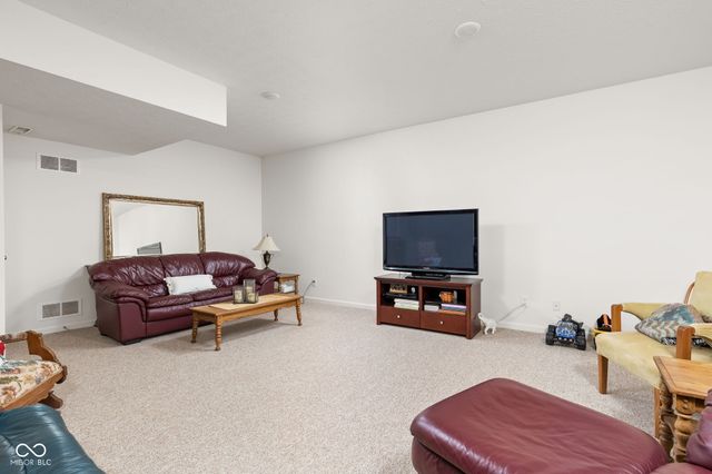 4289 Honeysuckle Lane, Zionsville, IN 46077