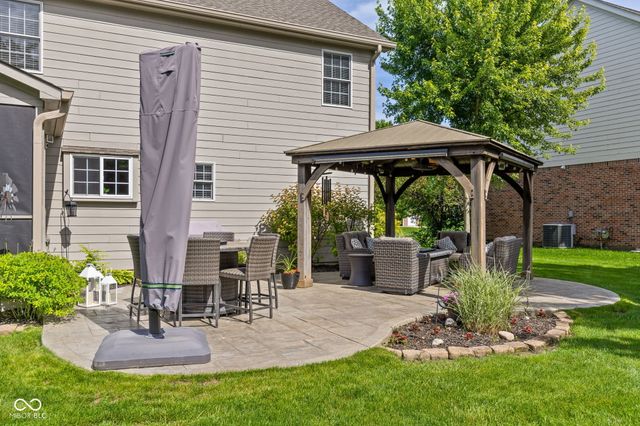 4289 Honeysuckle Lane, Zionsville, IN 46077