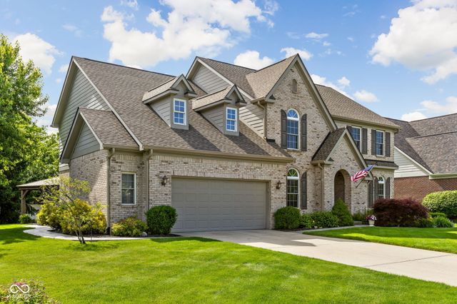 4289 Honeysuckle Lane, Zionsville, IN 46077