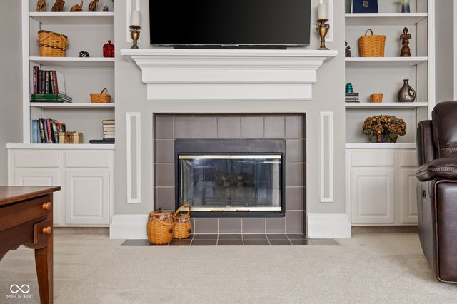 4289 Honeysuckle Lane, Zionsville, IN 46077