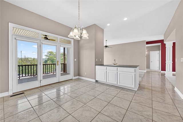 4 Clubhouse Place, Bella Vista, AR 72715