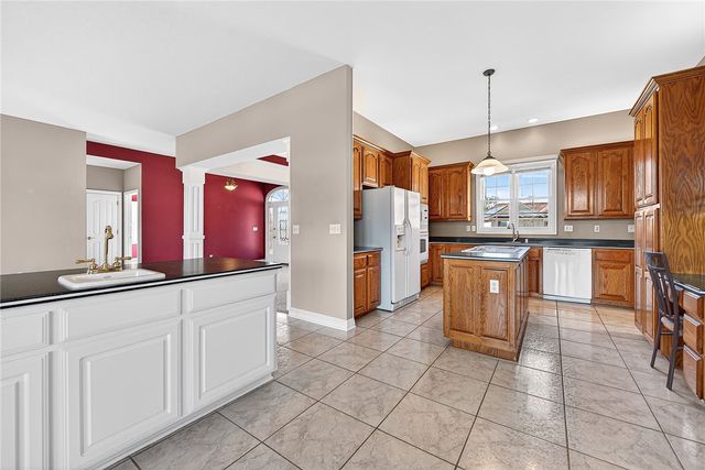 4 Clubhouse Place, Bella Vista, AR 72715