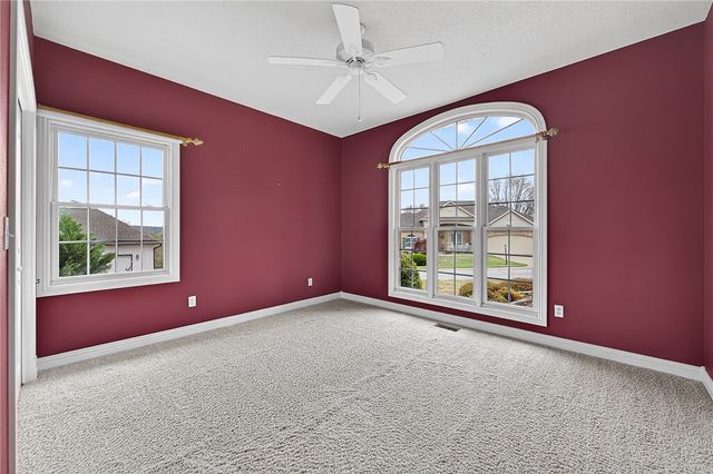 4 Clubhouse Place, Bella Vista, AR 72715