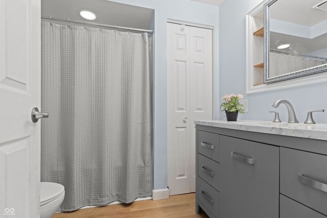 439 S Oakland Avenue, Indianapolis, IN 46201