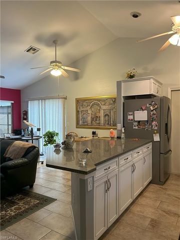 5560 Longleaf DR, North Fort Myers, FL 33917