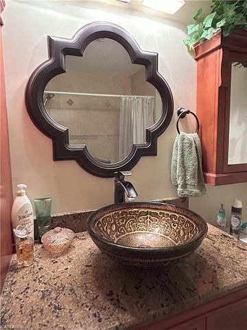 5560 Longleaf DR, North Fort Myers, FL 33917