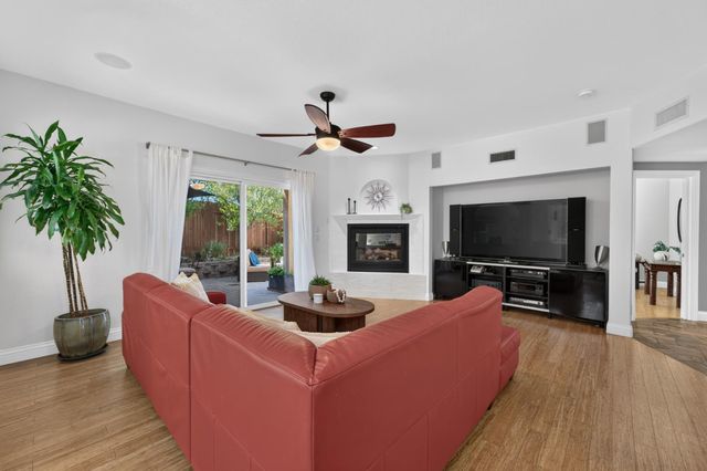 1509 Sutter Creek Dr, El Dorado Hills, CA 95762