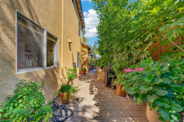 1509 Sutter Creek Dr, El Dorado Hills, CA 95762
