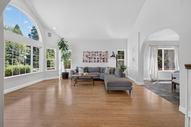 1509 Sutter Creek Dr, El Dorado Hills, CA 95762