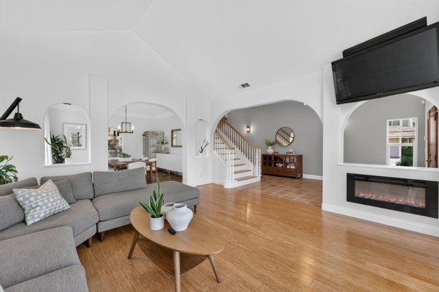 1509 Sutter Creek Dr, El Dorado Hills, CA 95762