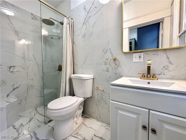 6531 Schaefer Avenue, Cleveland, OH 44103