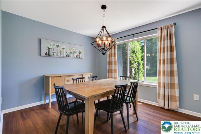3 Winfield Court, Palmer Twp, PA 18045