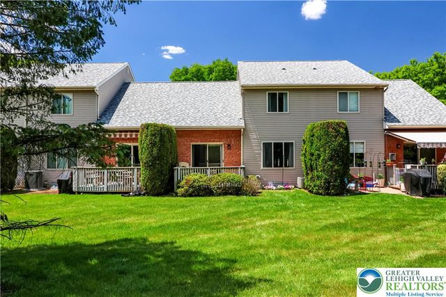 3 Winfield Court, Palmer Twp, PA 18045
