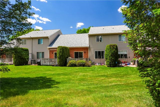 3 Winfield Court, Palmer Twp, PA 18045