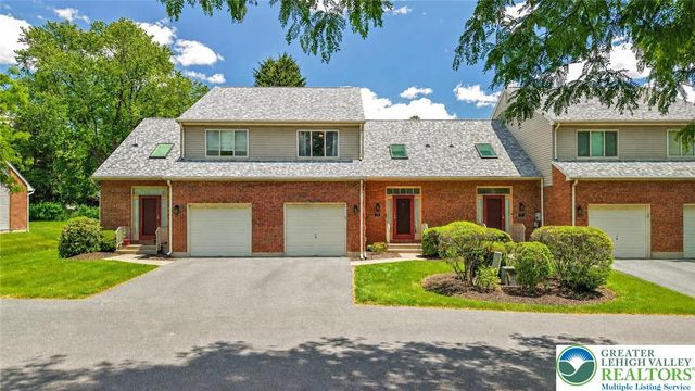 3 Winfield Court, Palmer Twp, PA 18045