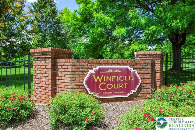 3 Winfield Court, Palmer Twp, PA 18045