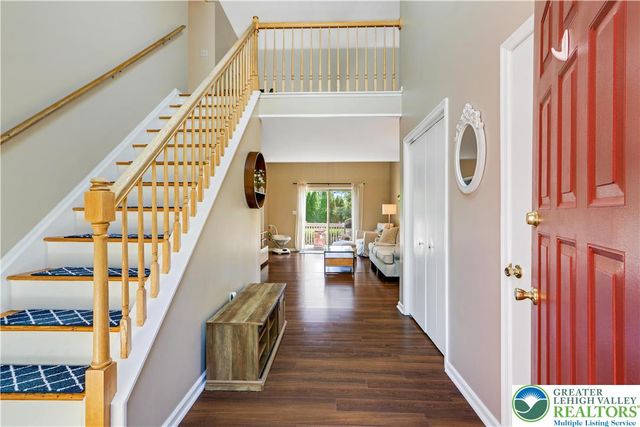 3 Winfield Court, Palmer Twp, PA 18045
