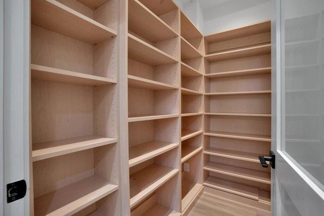 710 Hawk Hill Trail, Palm Desert, CA 92211