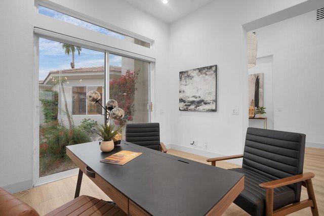 710 Hawk Hill Trail, Palm Desert, CA 92211