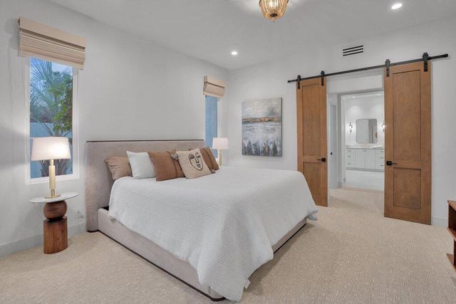 710 Hawk Hill Trail, Palm Desert, CA 92211