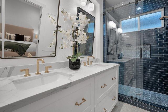 710 Hawk Hill Trail, Palm Desert, CA 92211