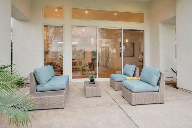 710 Hawk Hill Trail, Palm Desert, CA 92211