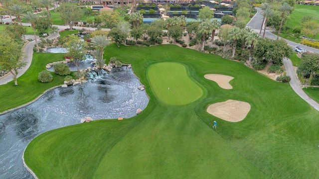 710 Hawk Hill Trail, Palm Desert, CA 92211