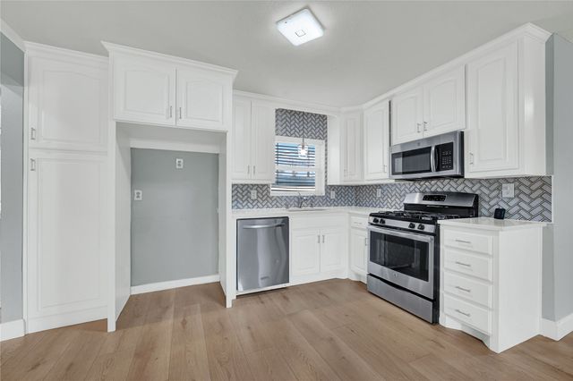 2417 Vickie Street, Mesquite, TX 75149