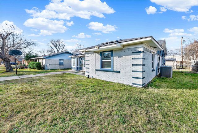 2417 Vickie Street, Mesquite, TX 75149