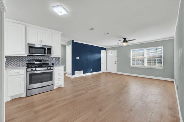 2417 Vickie Street, Mesquite, TX 75149