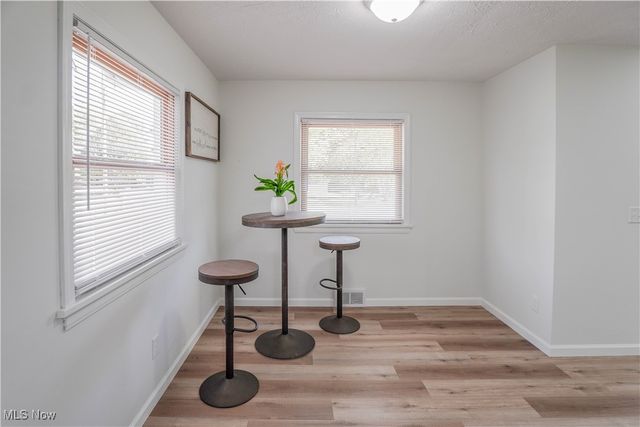 1548 Sunside Drive, Akron, OH 44321