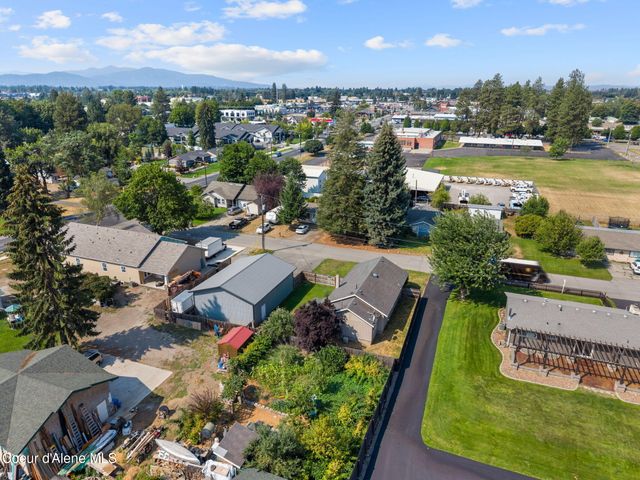 9660 N Melrose ST, Hayden, ID 83835