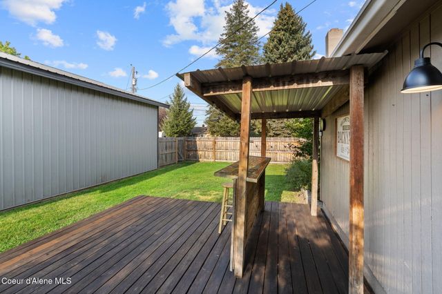 9660 N Melrose ST, Hayden, ID 83835
