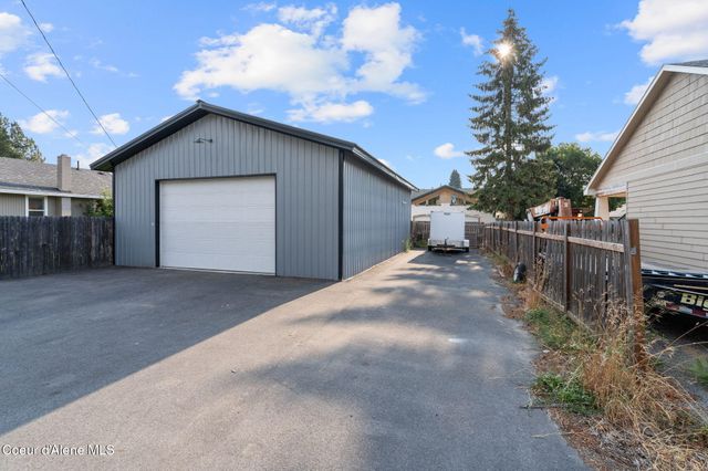9660 N Melrose ST, Hayden, ID 83835