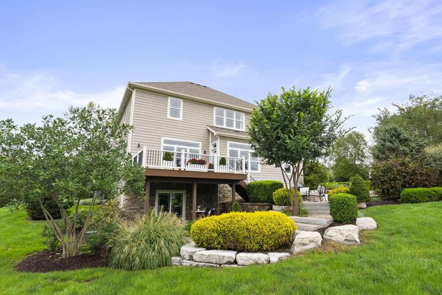 1133 Rambling Brook Way, Delaware, OH 43015