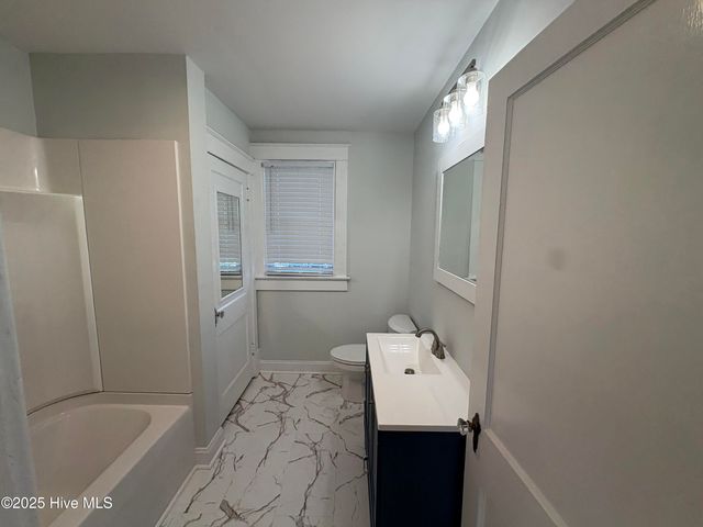 1914 Trent Boulevard, New Bern, NC 28560