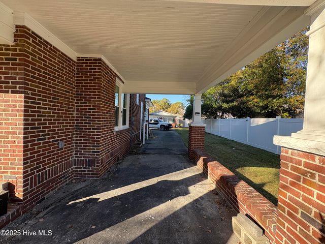 1914 Trent Boulevard, New Bern, NC 28560