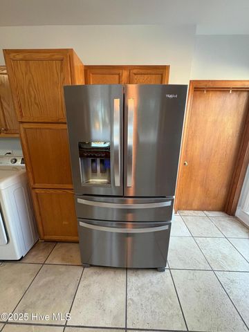 1914 Trent Boulevard, New Bern, NC 28560