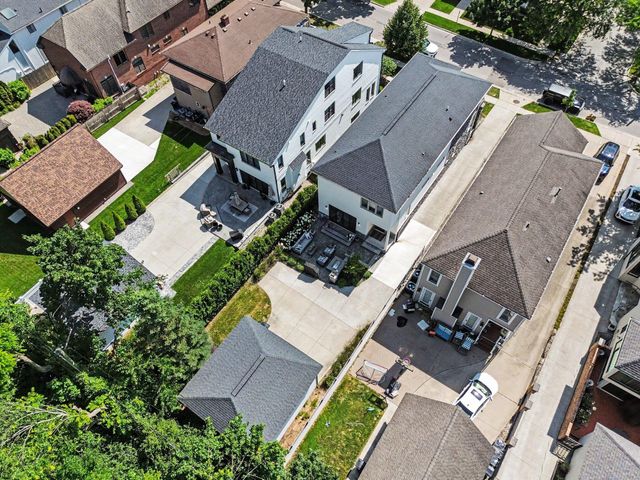 484 Park Street, Birmingham, MI 48009