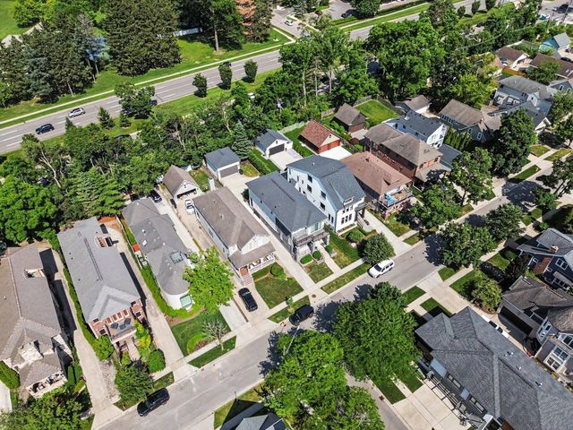 484 Park Street, Birmingham, MI 48009