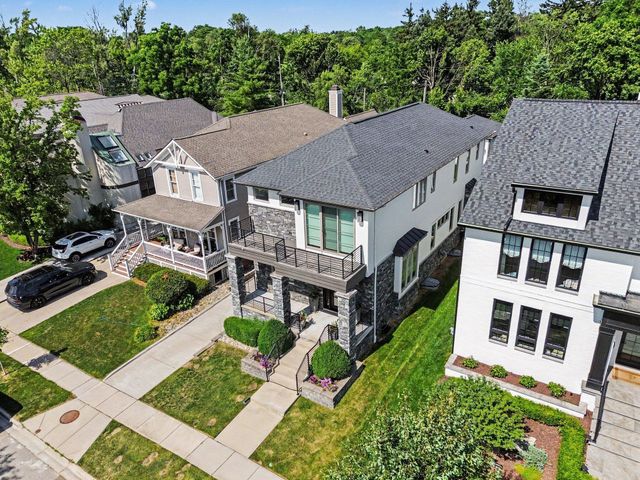 484 Park Street, Birmingham, MI 48009