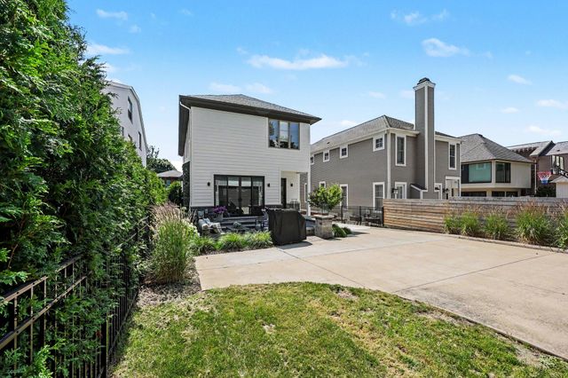 484 Park Street, Birmingham, MI 48009