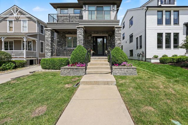 484 Park Street, Birmingham, MI 48009