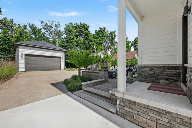 484 Park Street, Birmingham, MI 48009