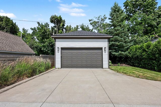 484 Park Street, Birmingham, MI 48009